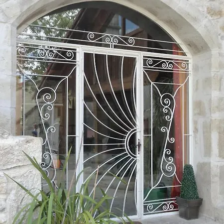 La Maison Des Grenouillettes Challes-la-Montagne