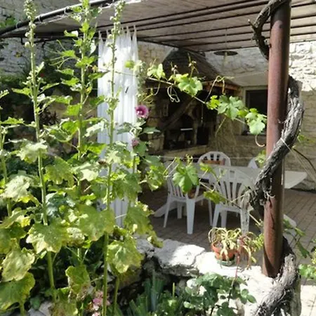 La Maison Des Grenouillettes Bed & Breakfast